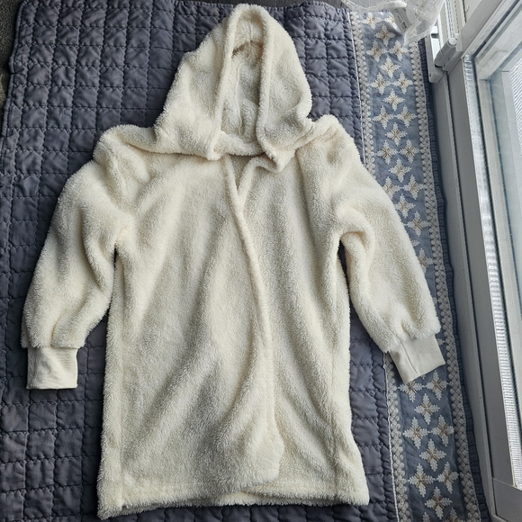 2pc ladies hooded sleepwear robe and shorts - Picture 8 of 8